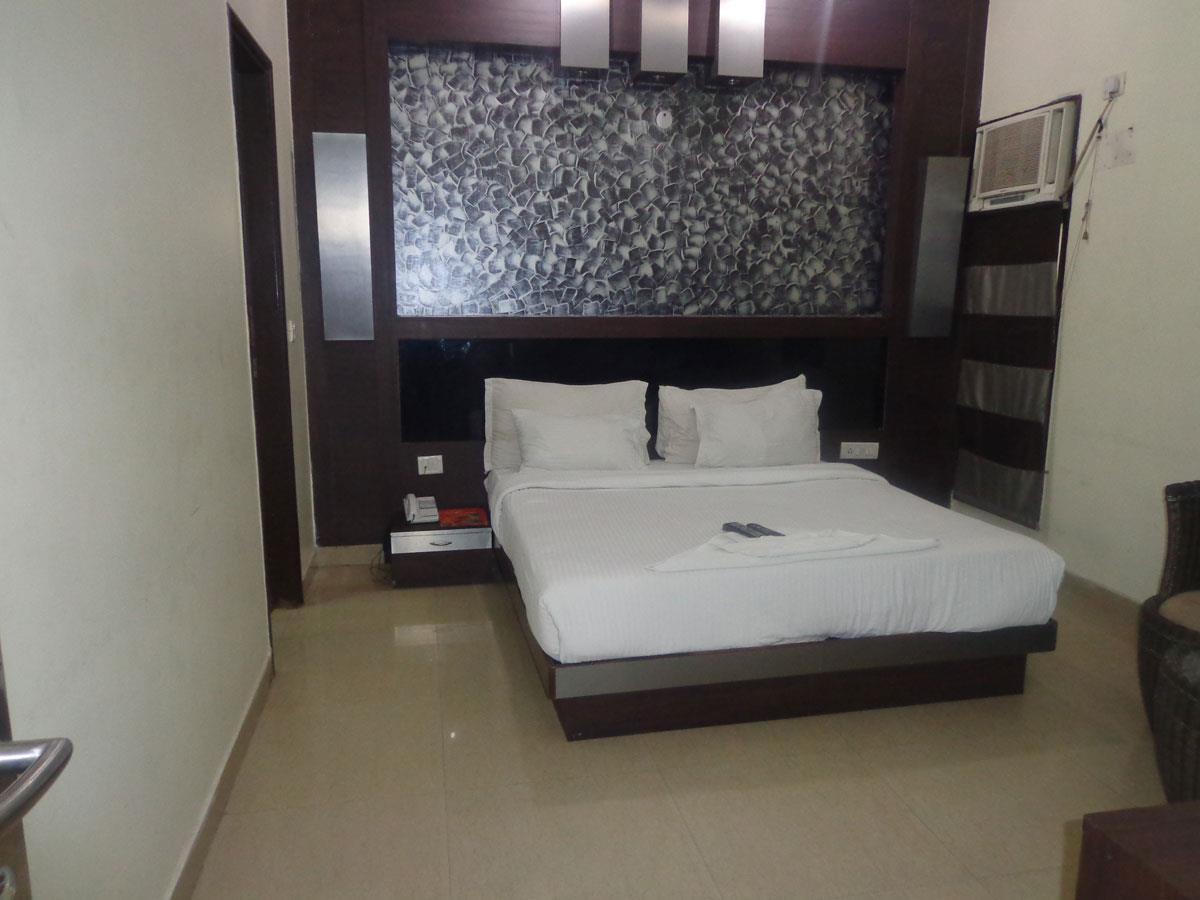 Cartel Palace Delhi Zewnętrze zdjęcie